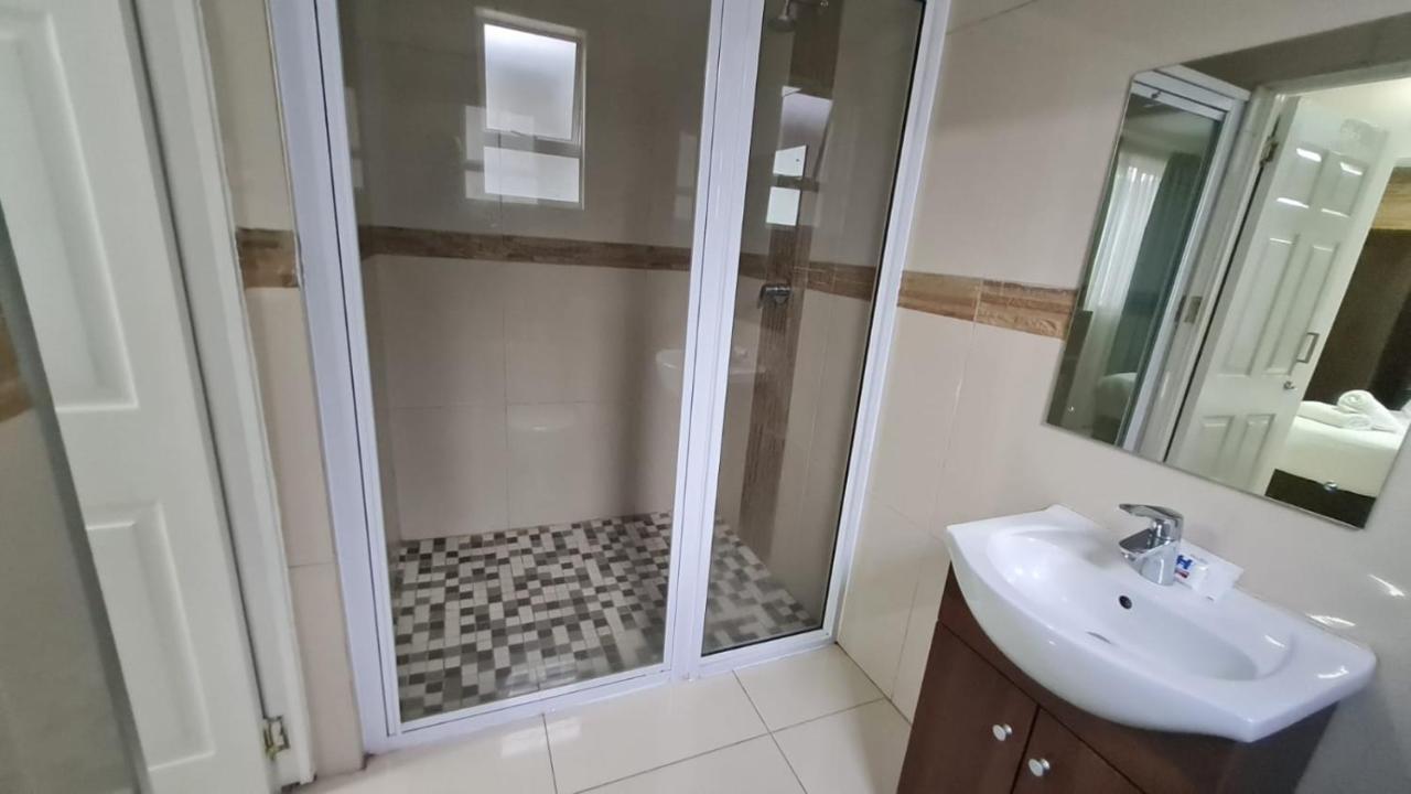 New Germany Bayside Hotel Pinetown מראה חיצוני תמונה
